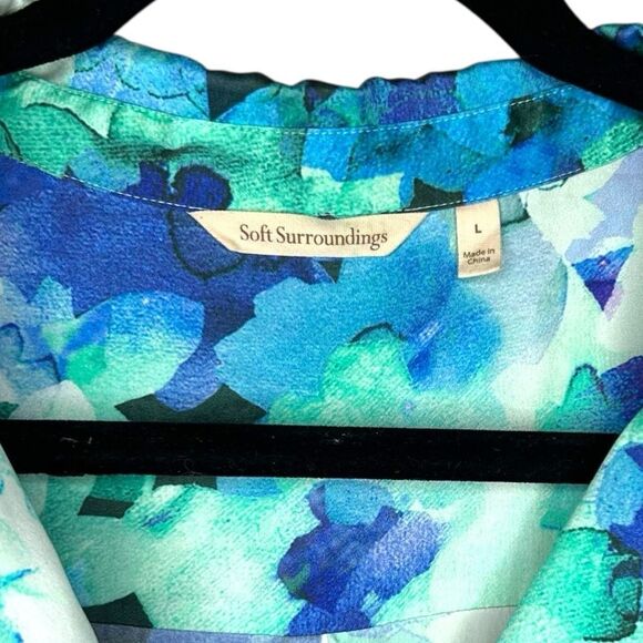 Soft Surroundings Palais Silk Floral Watercolor Print Button Down Shirt Large‎ - Picture 3 of 7
